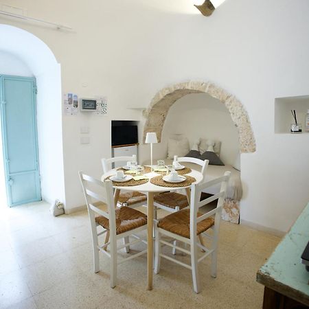 Ad Un Passo Da Cisternino - Trulli Con Foresta, Bici E Barbecue Kültér fotó